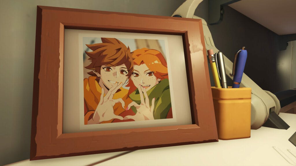 Tracer and Emily artwork featured in their spray (Image via Blizzard Entertainment)