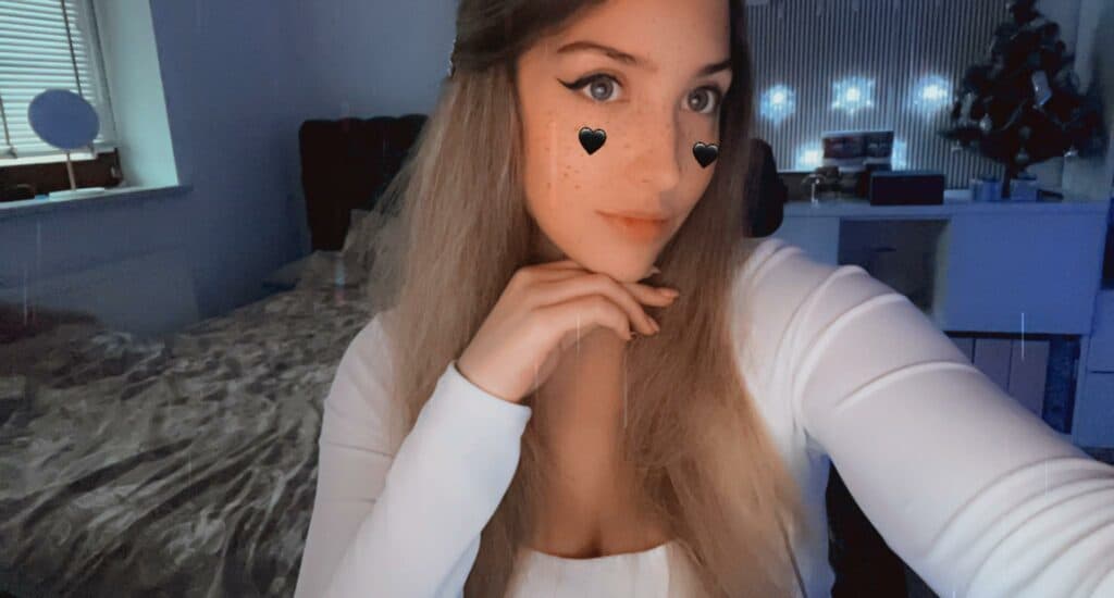 SabzBear is the only woman competing in the EMEA Pro League