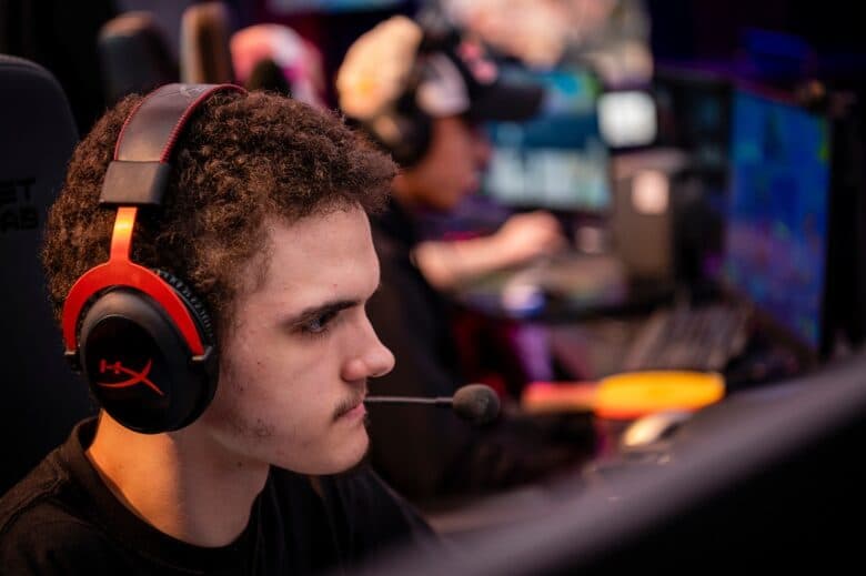 Veno Red Bull Contested: Fortnite LAN (Image via TechStomper)