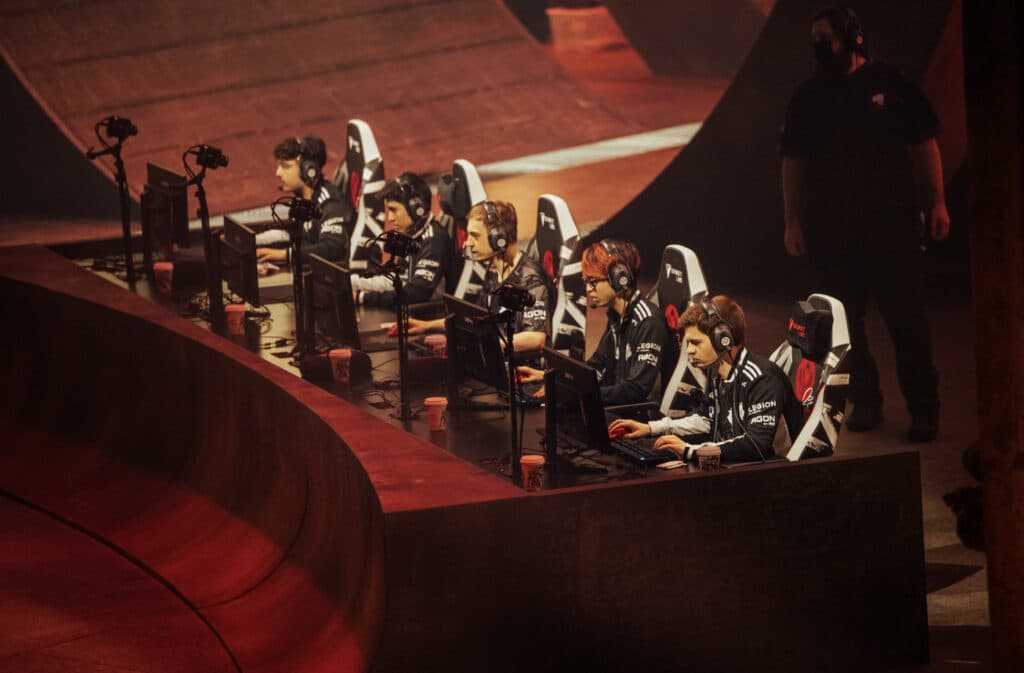 G2 setup on stage to face Gen.G (Image via Colin Young-Wolff and Riot Games)