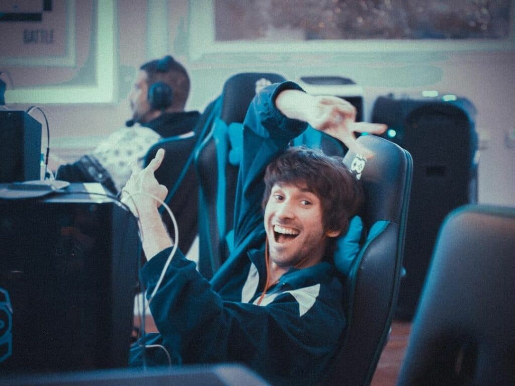 Image via <a href="https://www.instagram.com/dendiq/" target="_blank" rel="noreferrer noopener nofollow">Dendi</a>