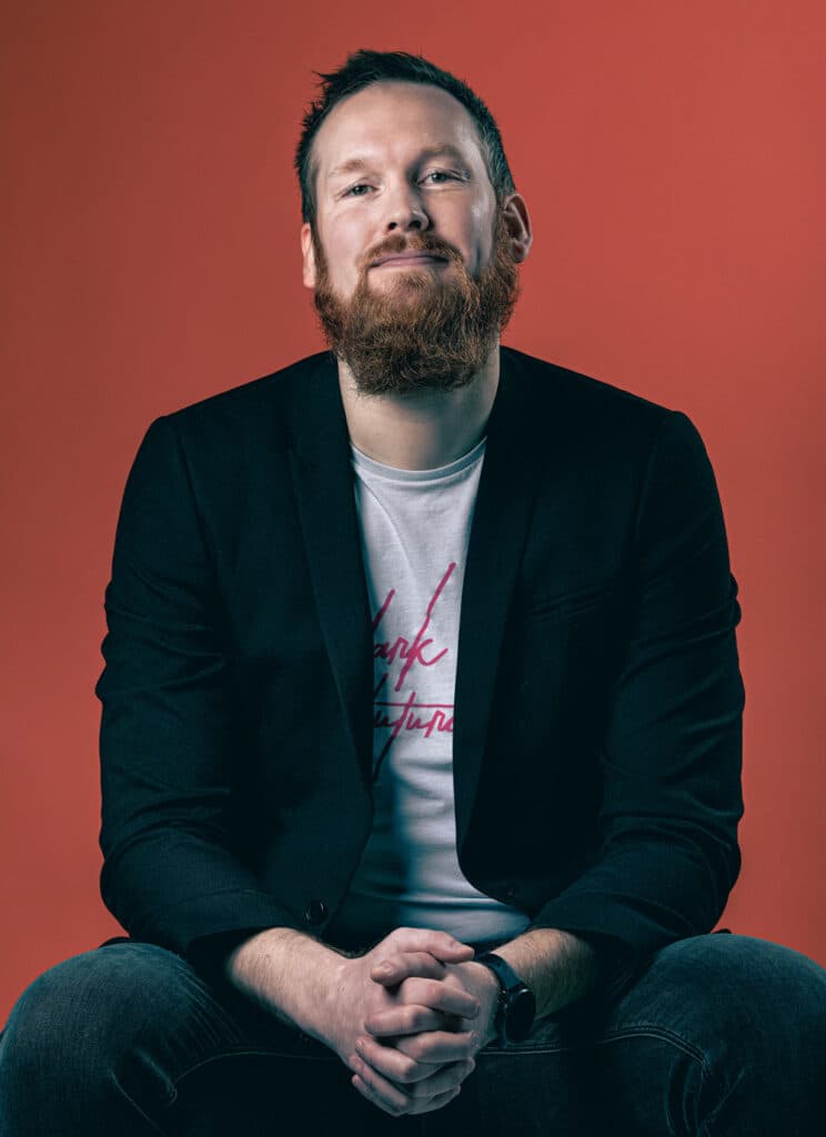 Apex caster im_b_rad started the conversation on Twitter. Photo via Brad Lusher.