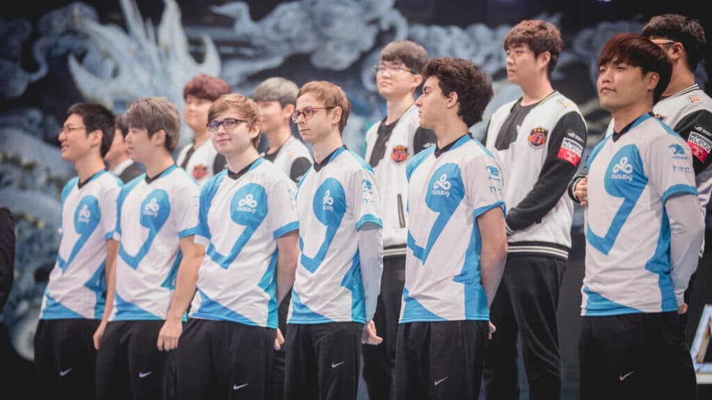 2017 World Championship Group Stage at Wuhan Sports Center Gymnasium in Wuhan, Hubei, China on 5 October 2017.