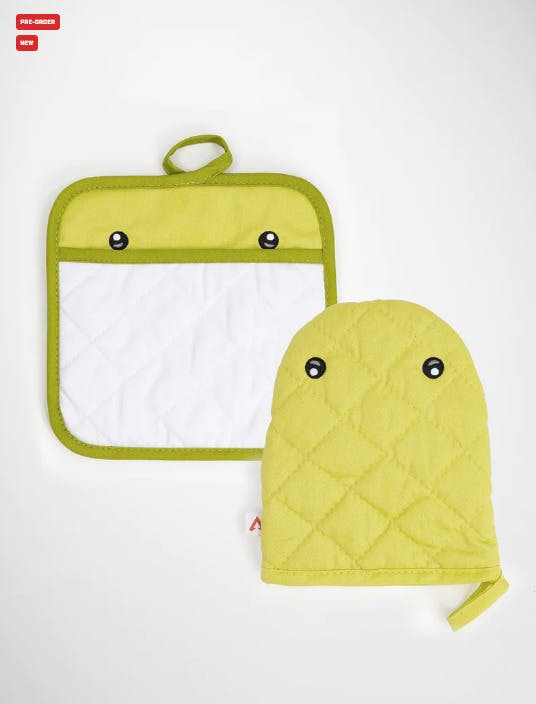 The two-piece Nessie oven mitt set (via Play Apex Store)