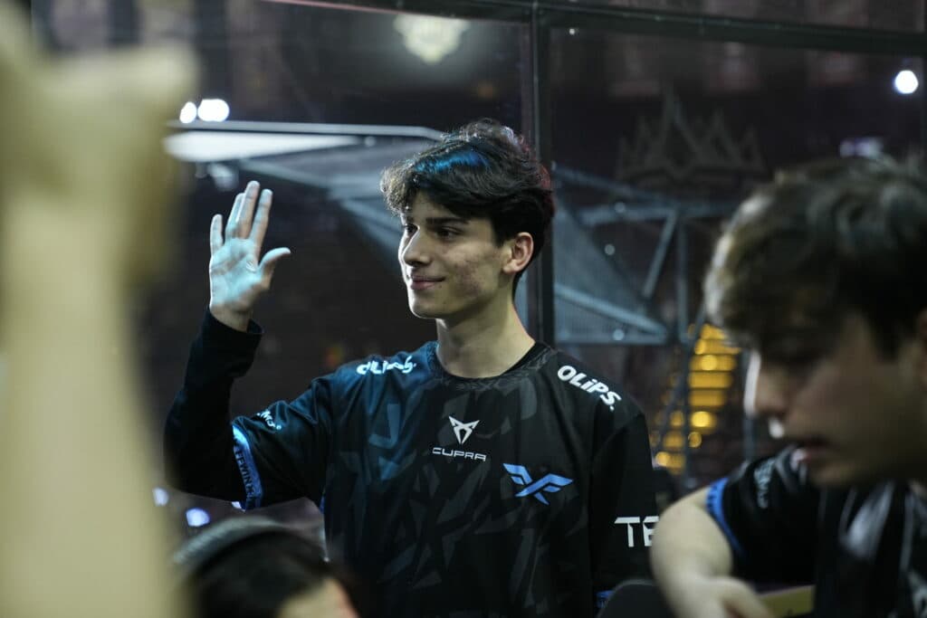 Fire Flux Esports at the M5 World Championship. (Photo via Moonton)