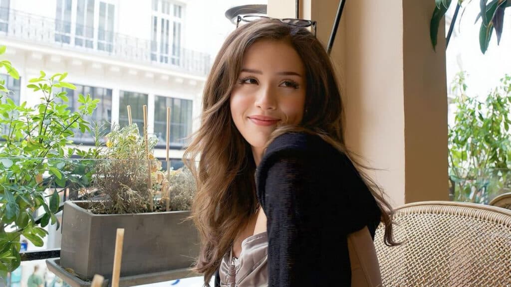 (Image via <a href="https://www.instagram.com/p/CuiHygQPbJV/?hl=en&img_index=1">Pokimane</a>)