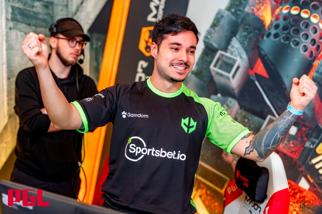 felps returns to the Major playoffs (Image via PGL/João Ferreira)