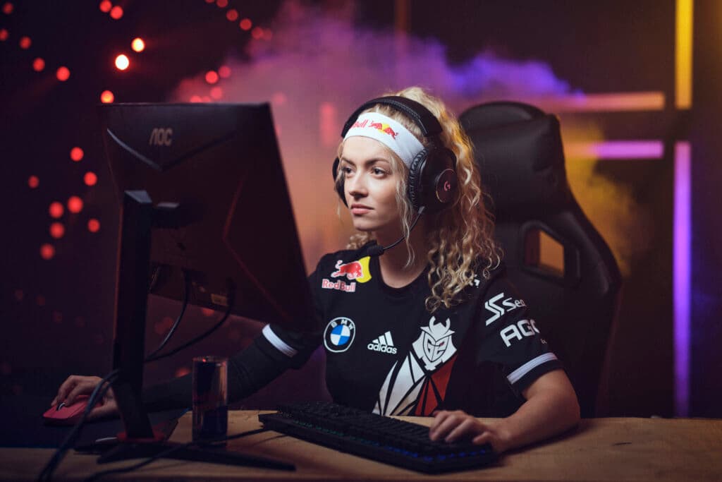 E-sport athlete Michaela "Mimi" Lintrup poses during a photoshoot on May 24th 2022 in Odense, Denmark. // Esben Zøllner Olesen / Red Bull Content Pool // SI202206070051 // Usage for editorial use only //