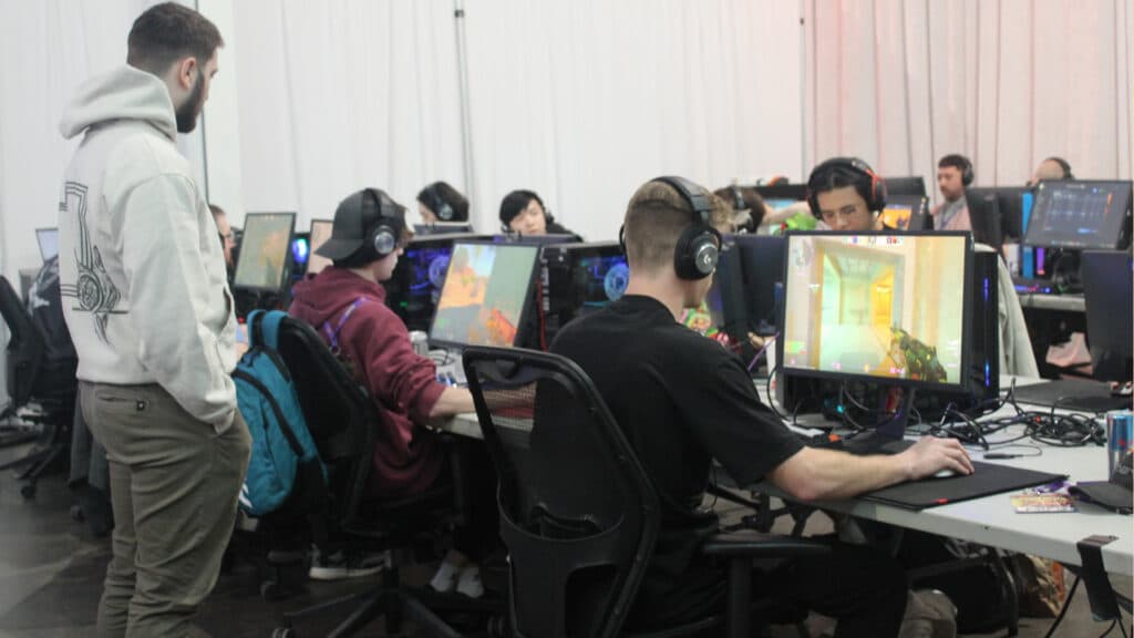 CS2 competitors at Launders LAN (Image via Amy Chen)