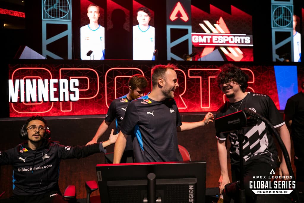 (Photo EA/Joe Brady)