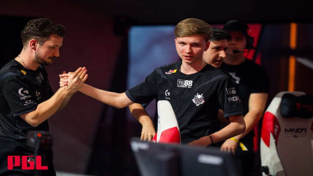 Sadly, m0NESY didn't arrive in time for this match (Photo by João Ferreira via PGL)