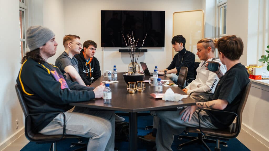 OG Esports RL meeting with N0tail (Image via OG Rocket League)