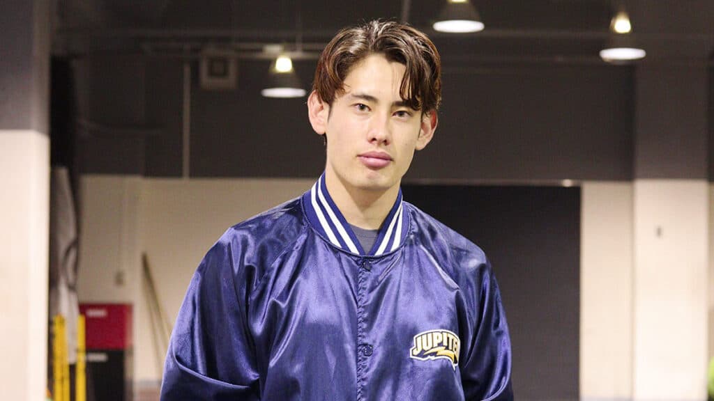 Photo of ta1yo in a JUPITER jacket (Image via ZETA DIVISION)