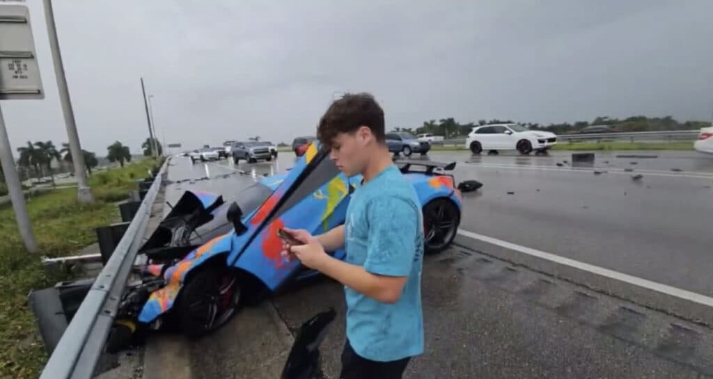 The McLaren was written off due to the crash. (Image via @FearedBuck on X/Twitter)