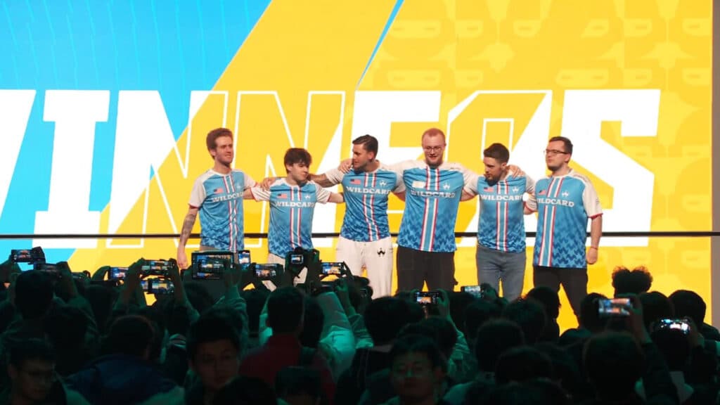 susp and phzy (third and fourth from the left to right) were crucial for Wildcard (Photo via Perfect World)