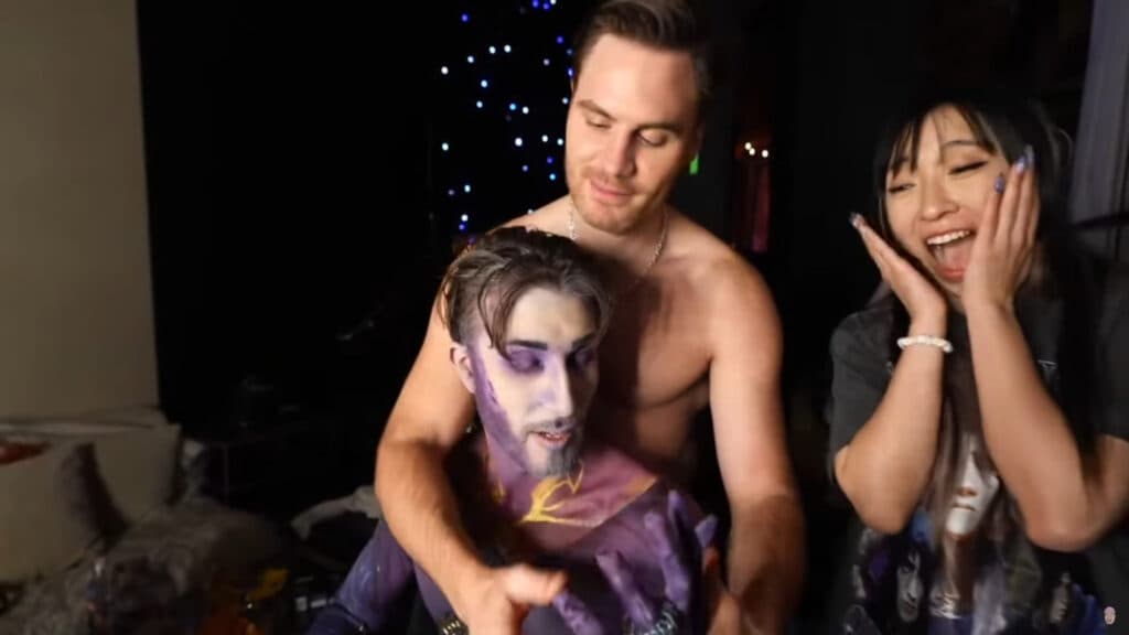 Screenshot of Victor's gear as a ring (Image via esports.gg)