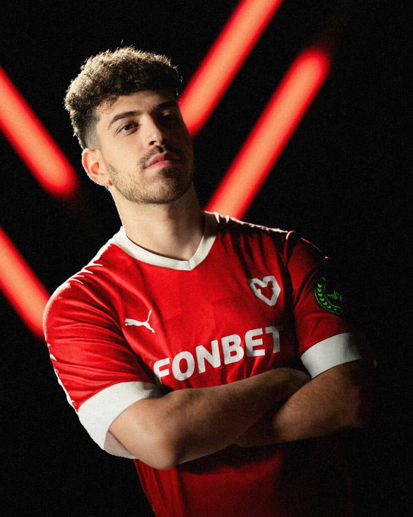 Spinx has joined MOUZ after spending three weeks on Vitality's bench (Image via MOUZ on X)