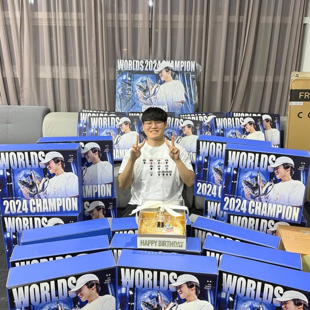 Gumayusi recently celebrated his 23rd birthday on Feb. 6 (Image via t1_gumayusi)