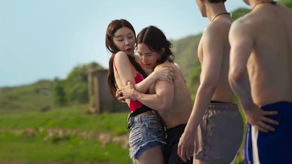 Pool challenge in Single’s Inferno Season 4 episode 3 (Image via Netflix)