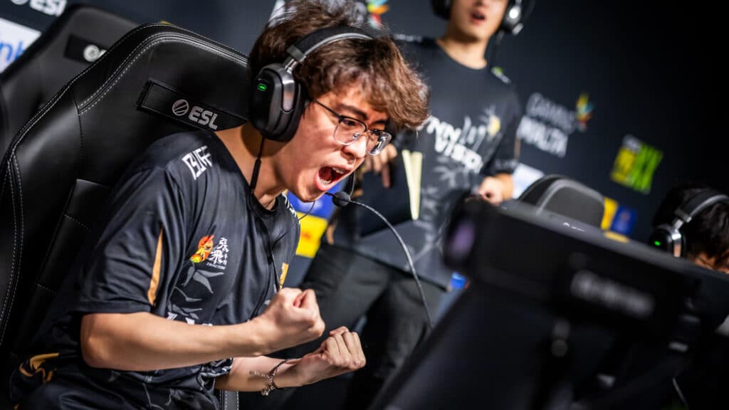 Lynn Vision aren't impressed with the state of VRS right now. (Photo via ESL)