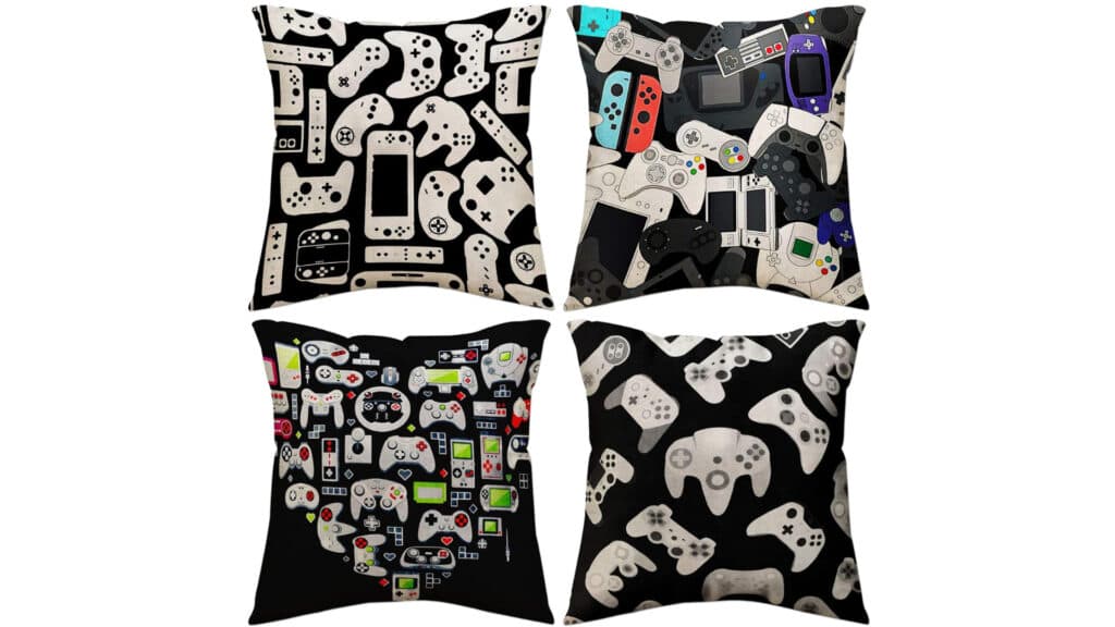 Gamer throw pillow covers (Image via MoharWall)
