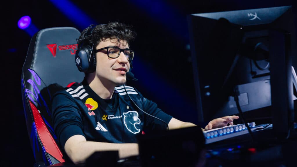 JoJo had his first international experience with RED Canids in the LoL World 2021 (Photo by Colin Young-Wolff/Riot Games)
