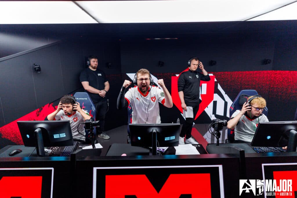 MOUZ at BLAST Austin Major 2025 (Image via BLAST | Michal Konkol)