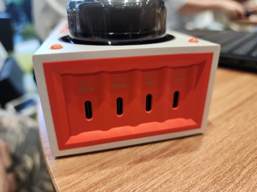 The four USB-C ports (Photo via esports.gg)