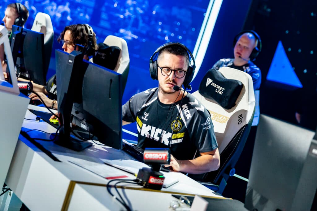 Team Vitality at the CS2 EWC 2025 (Photo via Esports World Cup | Viola Schuldner)