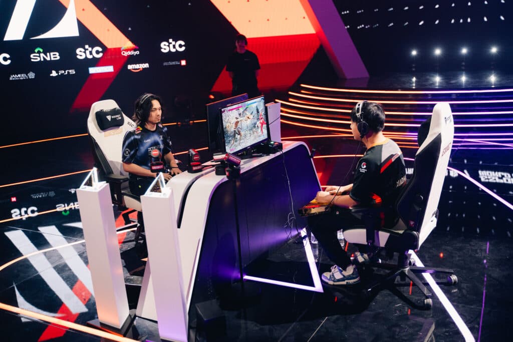 Xiaohai and Kakeru (photo Esports World Cup | Jianhua Chen)