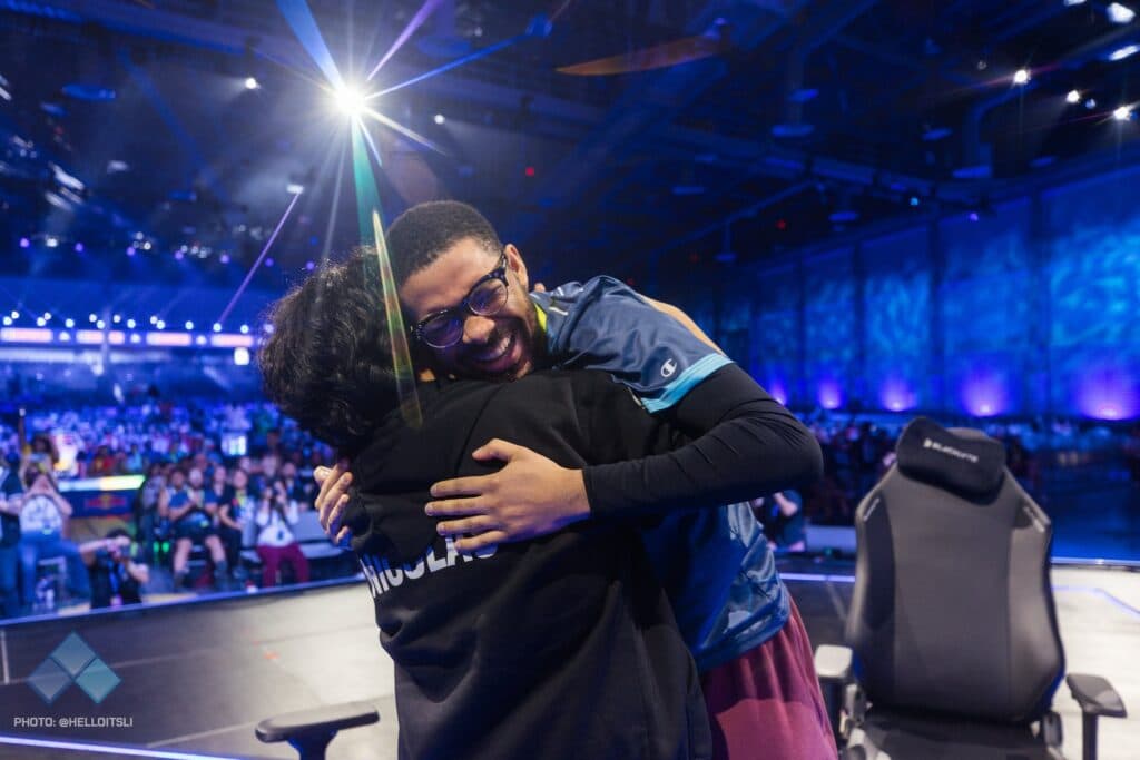 Sonic Fox on stage at EVO 2025 (Image via <a href="https://x.com/HelloItsLi">@HelloItsLi</a>)