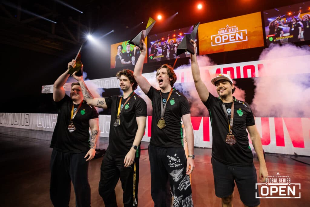 Team Falcons trophy lift at ALGS Open in New Orleans (Image via EA/Joe Brady @joebradyphoto)