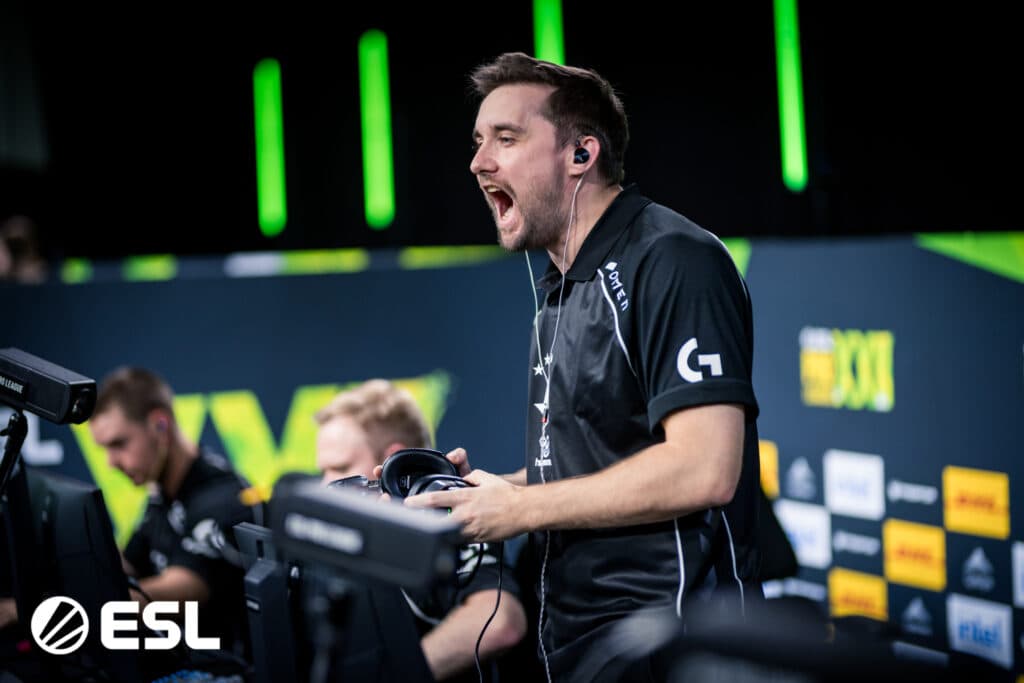 Astralis (Photo via ESL)