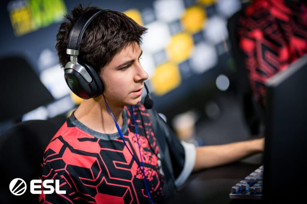 CS2 Inner Circle at Stage 2 of EPL Season 22 (Photo via ESL)