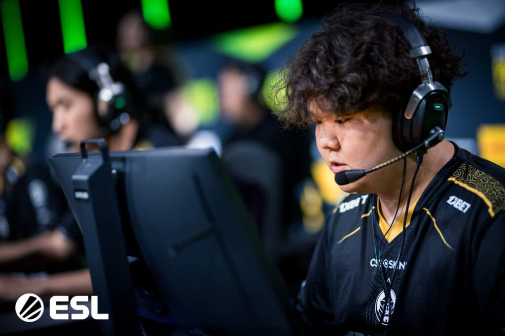 The MongolZ at Stage 2 of EPL S22 (Photo via ESL)