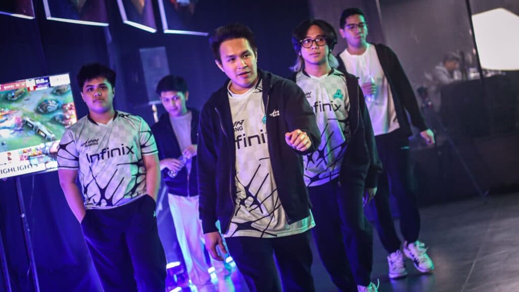 Aurora Gaming aura farming for the camera. (Image via MOONTON Games)