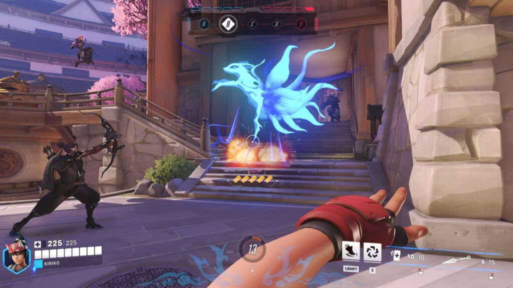 Kiriko's mythic weapon skin during a match (Image via Blizzard Entertainment)