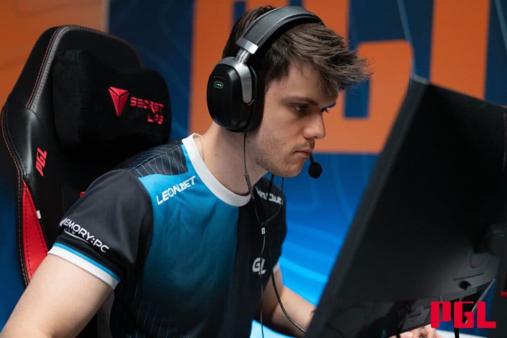 GamerLegion | REZ (Photo via PGL)