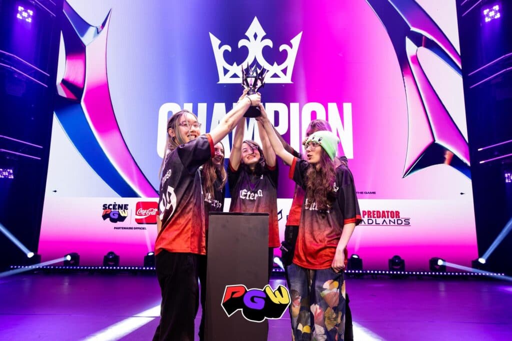 Eterna lifting the LGC Rising trophy (Photo via Elliot LeCorre)