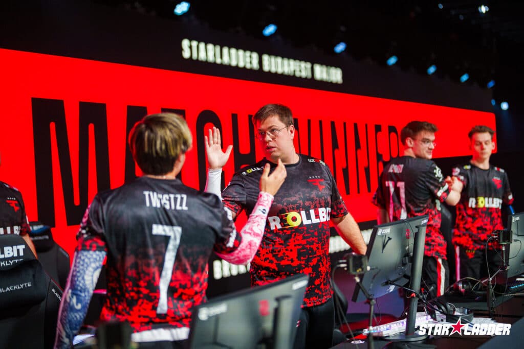CS2 FaZe at the Budapest Major (Image via StarLadder)