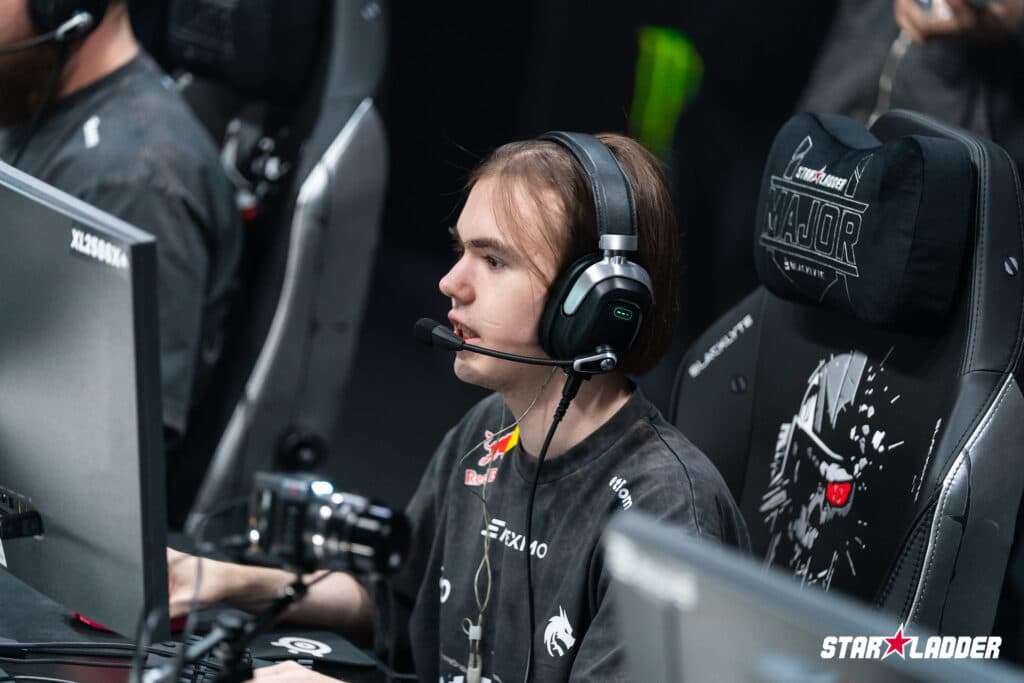 donk at the Budapest Major 2025 (Image via StarLadder)