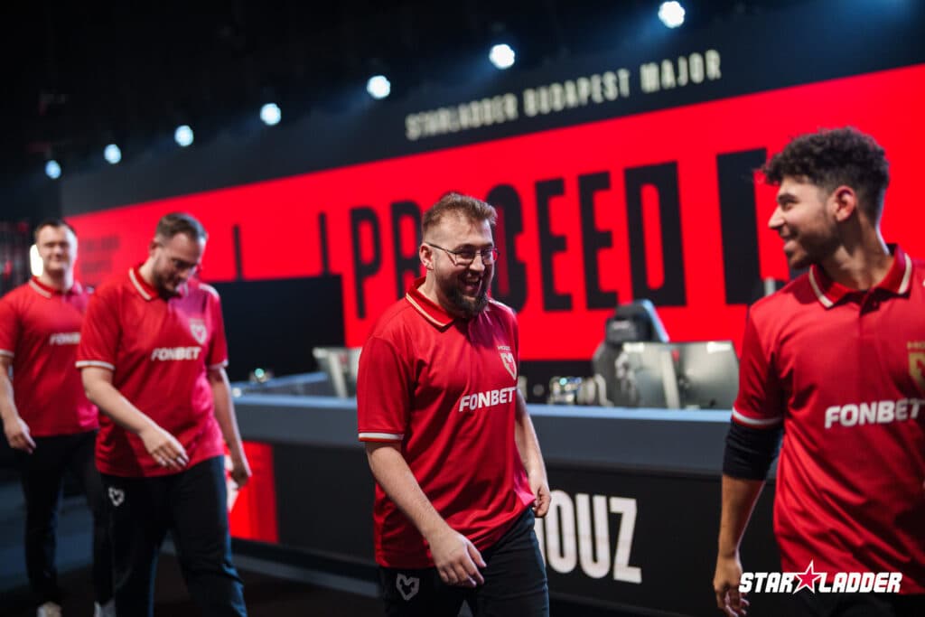 MOUZ at the Budapest Major 2025 (Image via StarLadder)