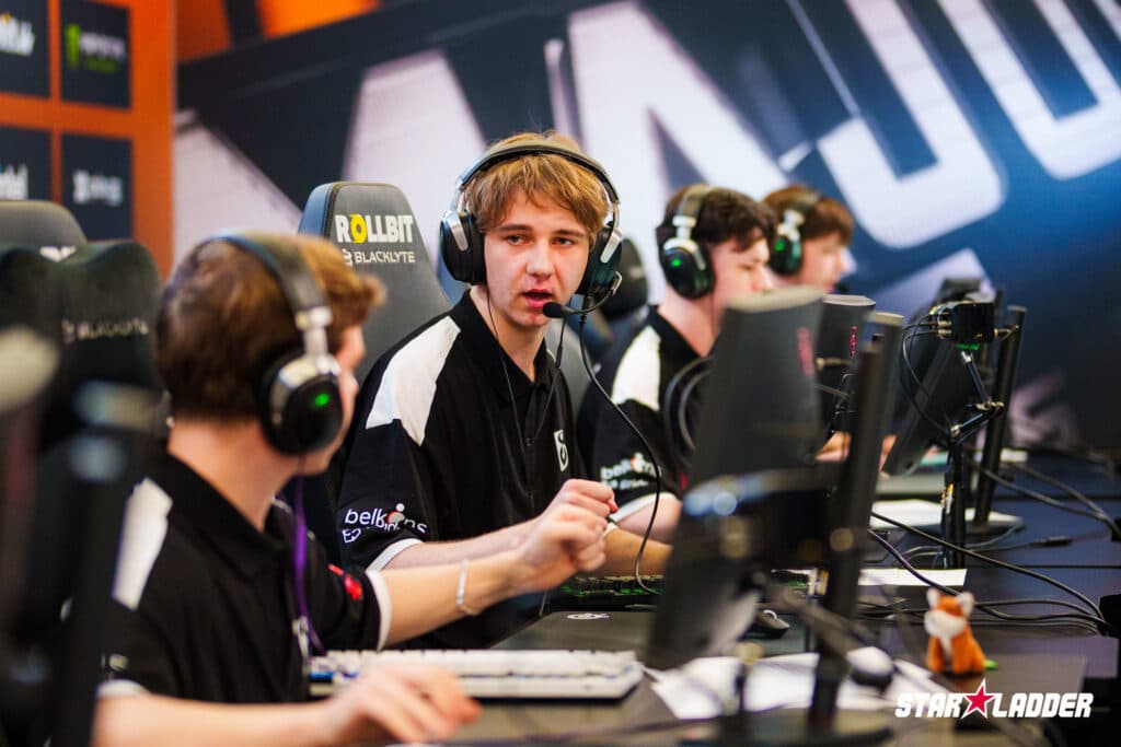 B8 in Stage 3 of the CS2 Major 2025 Budapest (Image via StarLadder)