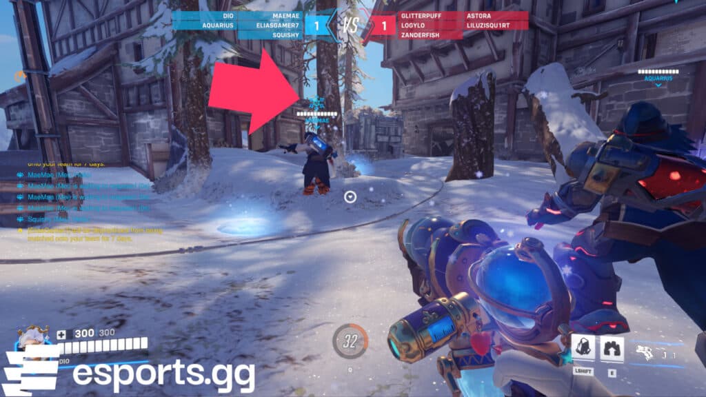 The blue snowflake indicates that your teammate has a snowball (Screenshot via esports.gg)