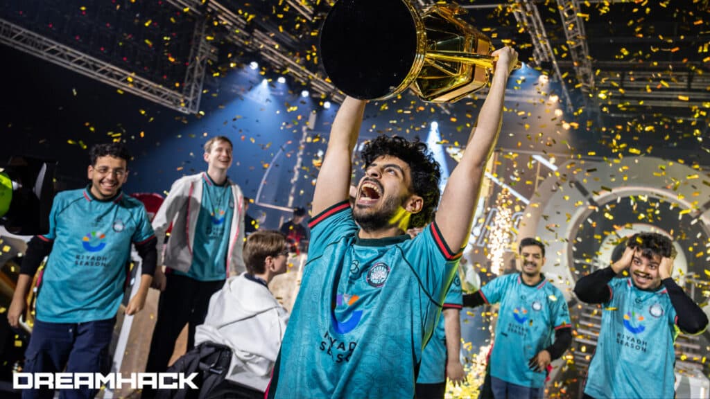 EMEA team Twisted Minds won OWCS World Finals 2025 (Image via DreamHack | Wojciech Wandzel)