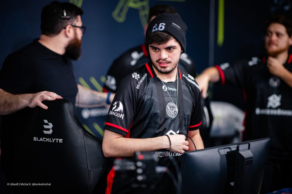 R6 w7m esports (Image via Ubisoft | Michal Konkol)