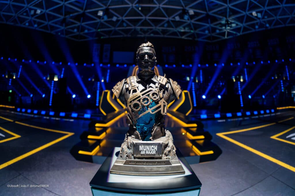 The R6 Munich Major 2025 trophy (Image via Ubisoft | Joao Ferreira)