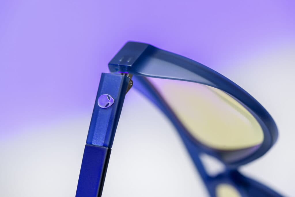 The polymer frame with multi-barrel hinges (Image via GUNNAR Optiks)