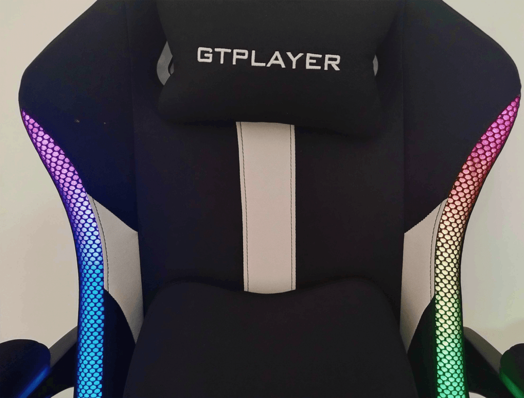 The lighting is subtle but striking on the GTPlayer GT905 RGB (Image by esports.gg)