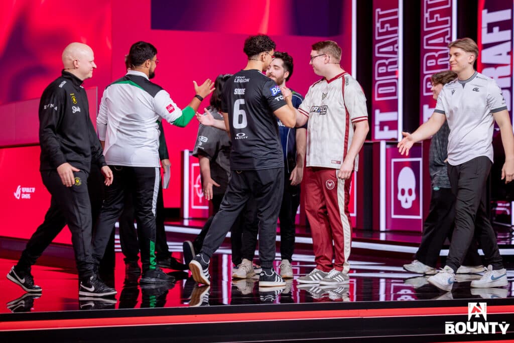 During the draft ceremony at BLAST Bounty Winter 2026 (Image via BLAST | Stephanie Lindgren)